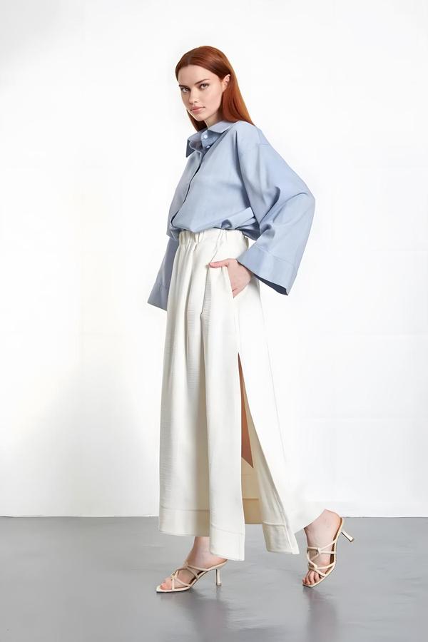 Ecru Skirt with Elastic Waistband and Slit Detail - Image 2