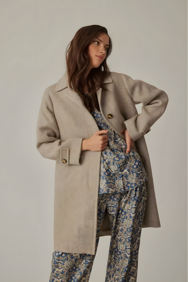 Beige Women’s Coat with Epaulettes on Sleeves